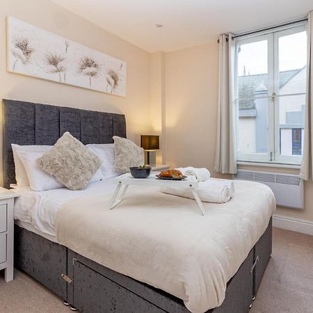 Guest Homes - Trinity Flat Вустер Екстер'єр фото