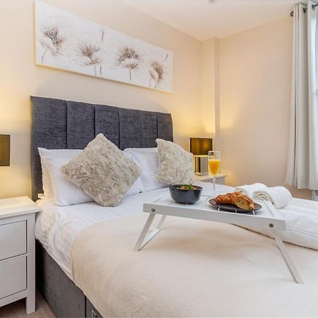Guest Homes - Trinity Flat Вустер Екстер'єр фото