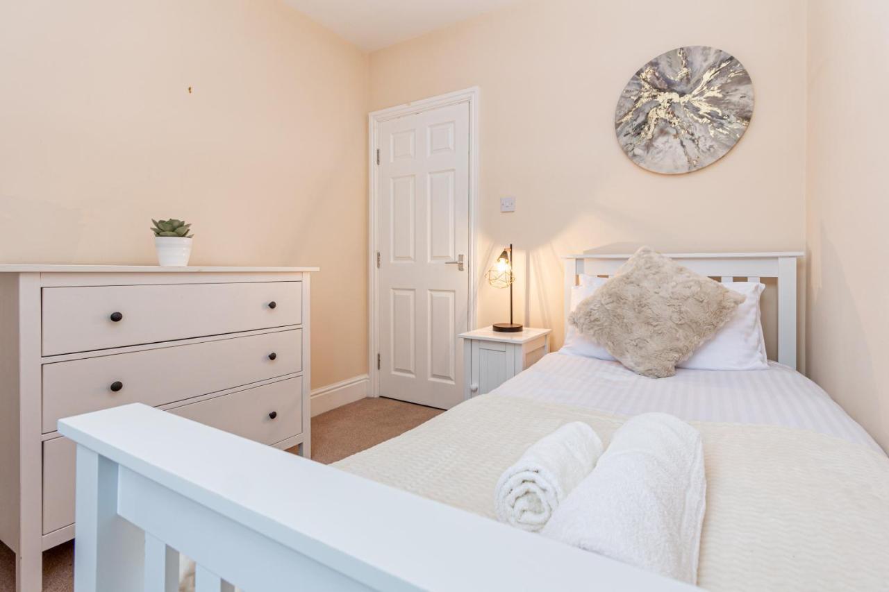 Guest Homes - Trinity Flat Вустер Екстер'єр фото